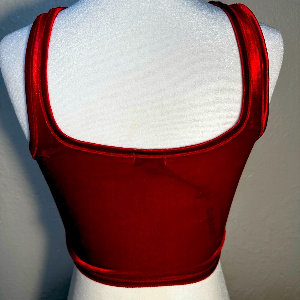 Crop Top - Picture 2 of 3